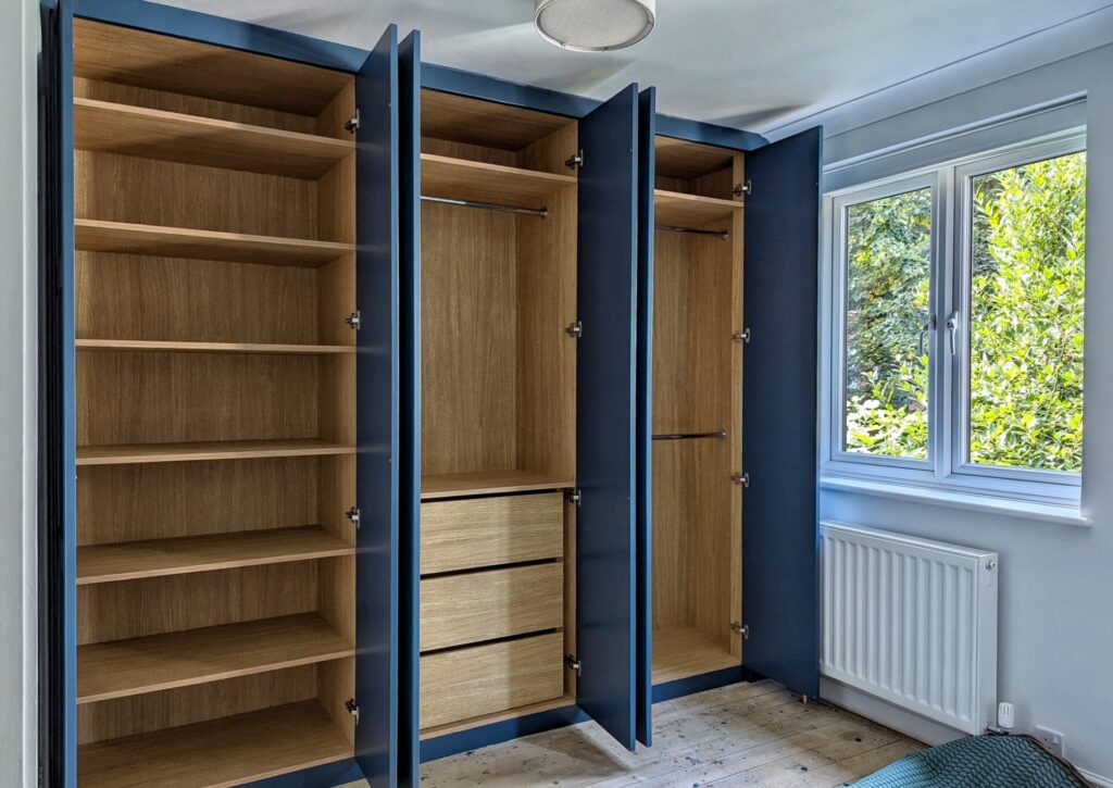 shaker style wardrobe interiors